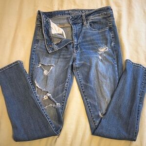 American Eagle Outfitters Hi-Rise Jeggings. Super stretch Straight legged
Size 8